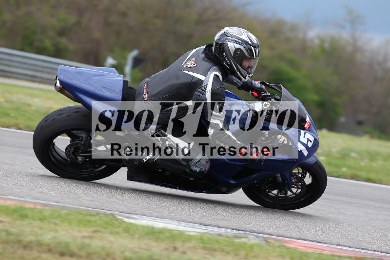 Archiv-2022/13 25.04.2022 Plüss Moto Sport ADR/Freies Fahren/15